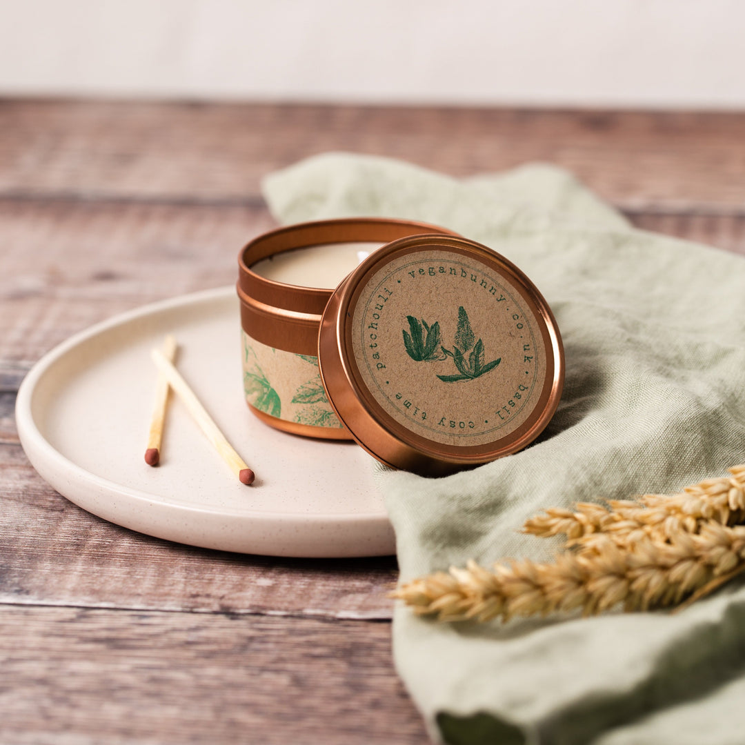 Cosy time candle: Patchouli + Basil